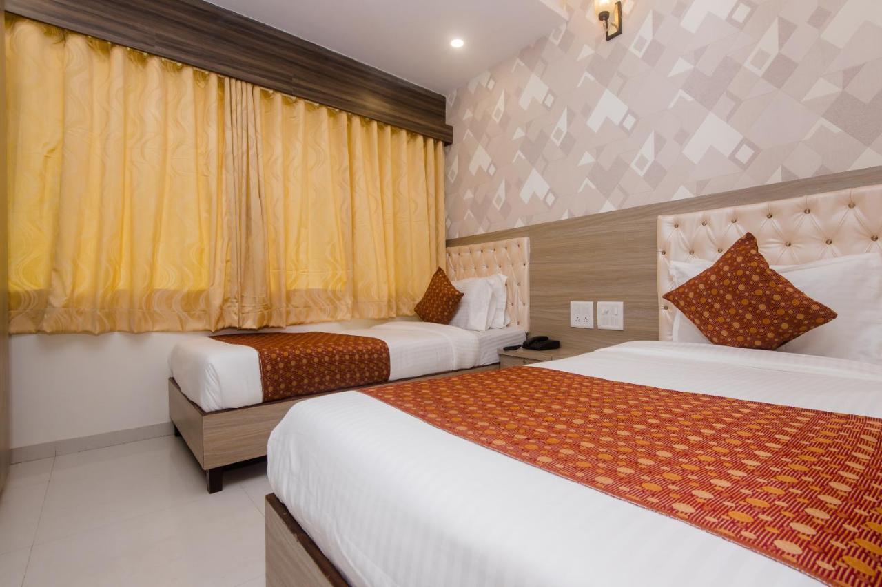 Oyo 14056 Golden Arch Hotel Mumbai Kültér fotó