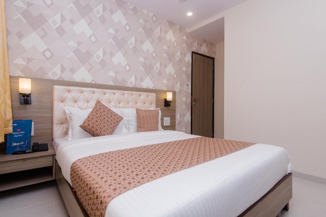 Oyo 14056 Golden Arch Hotel Mumbai Kültér fotó